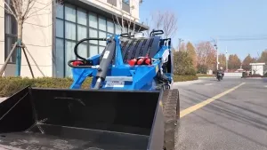 Гусеничный мини-погрузчик с бортовым поворотом T460 (300 кг)