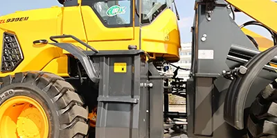 Фронтальный погрузчик 939E
