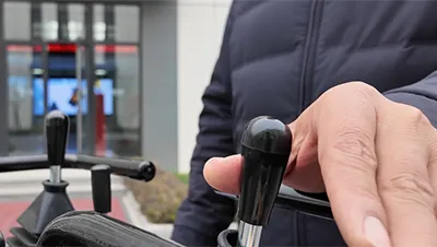 Мини-погрузчик с бортовым поворотом S460