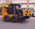Мини-погрузчик с бортовым поворотом JC35