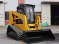 Мини-погрузчик с бортовым поворотом TS120