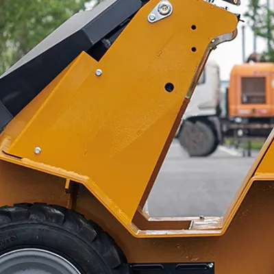 Мини-погрузчик с бортовым поворотом T490
